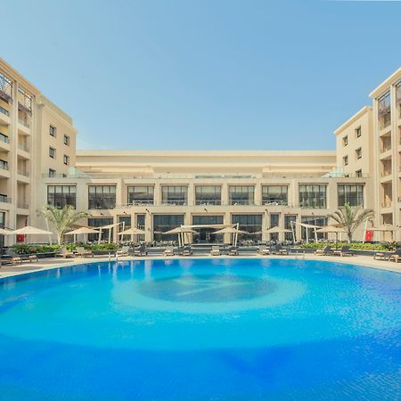 Triumph Luxury Hotel Cairo Exterior photo The swimming pool at the hotel