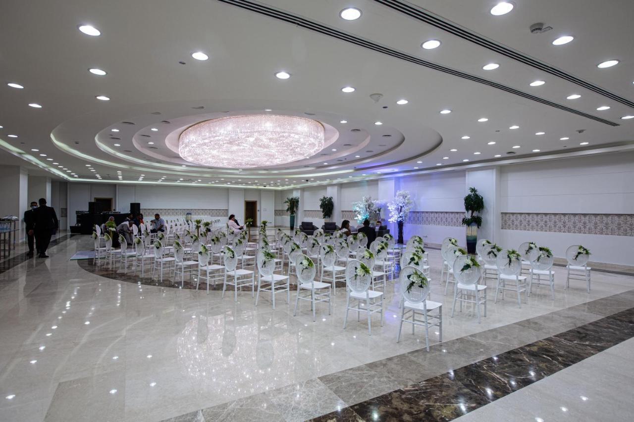 Triumph Luxury Hotel Cairo Exterior photo The ballroom