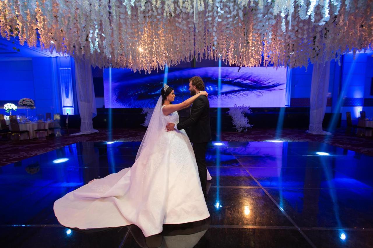 Triumph Luxury Hotel Cairo Exterior photo A wedding reception